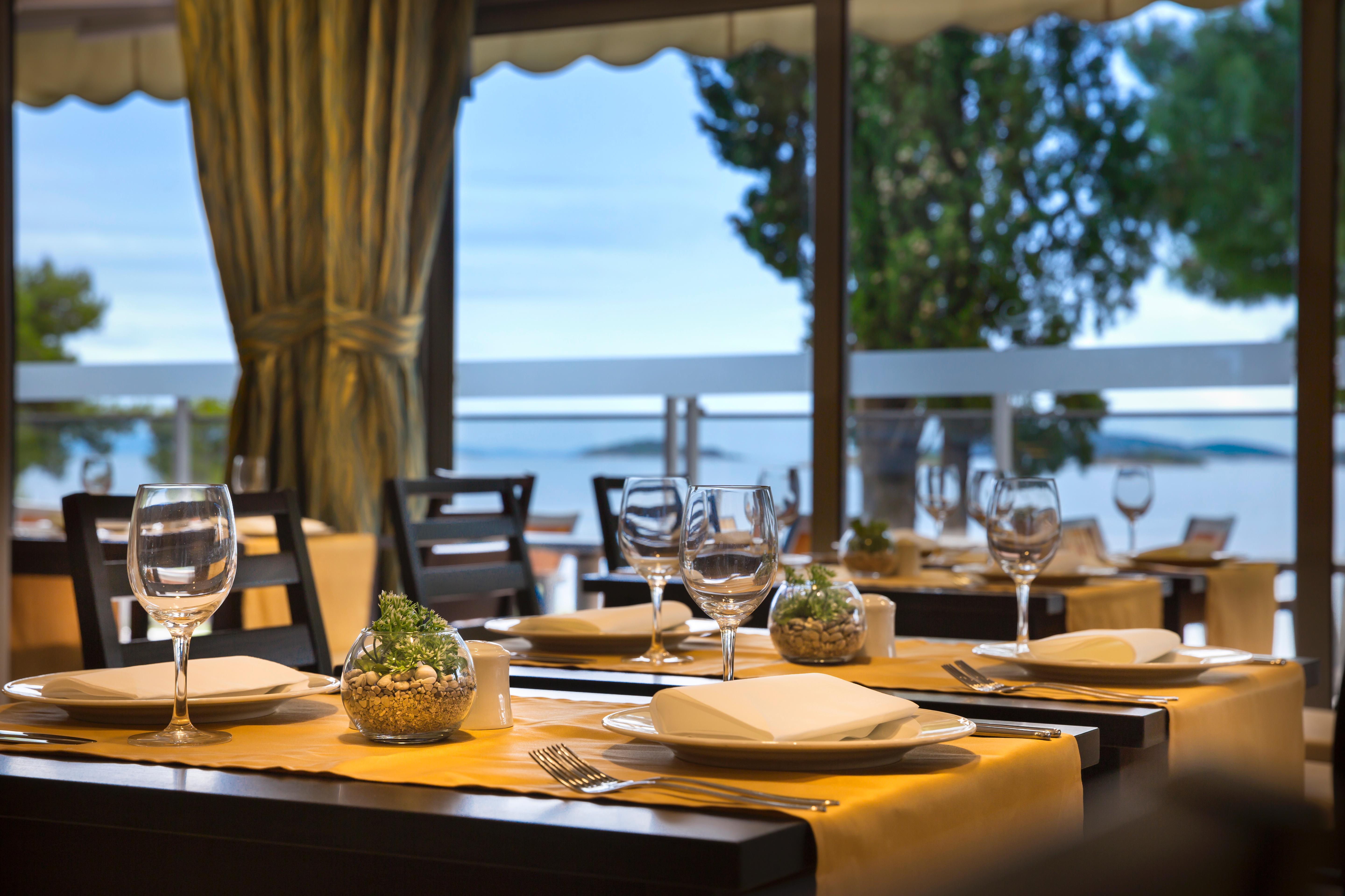 Aminess Vival Grand Azur Hotel Orebic Bagian luar foto