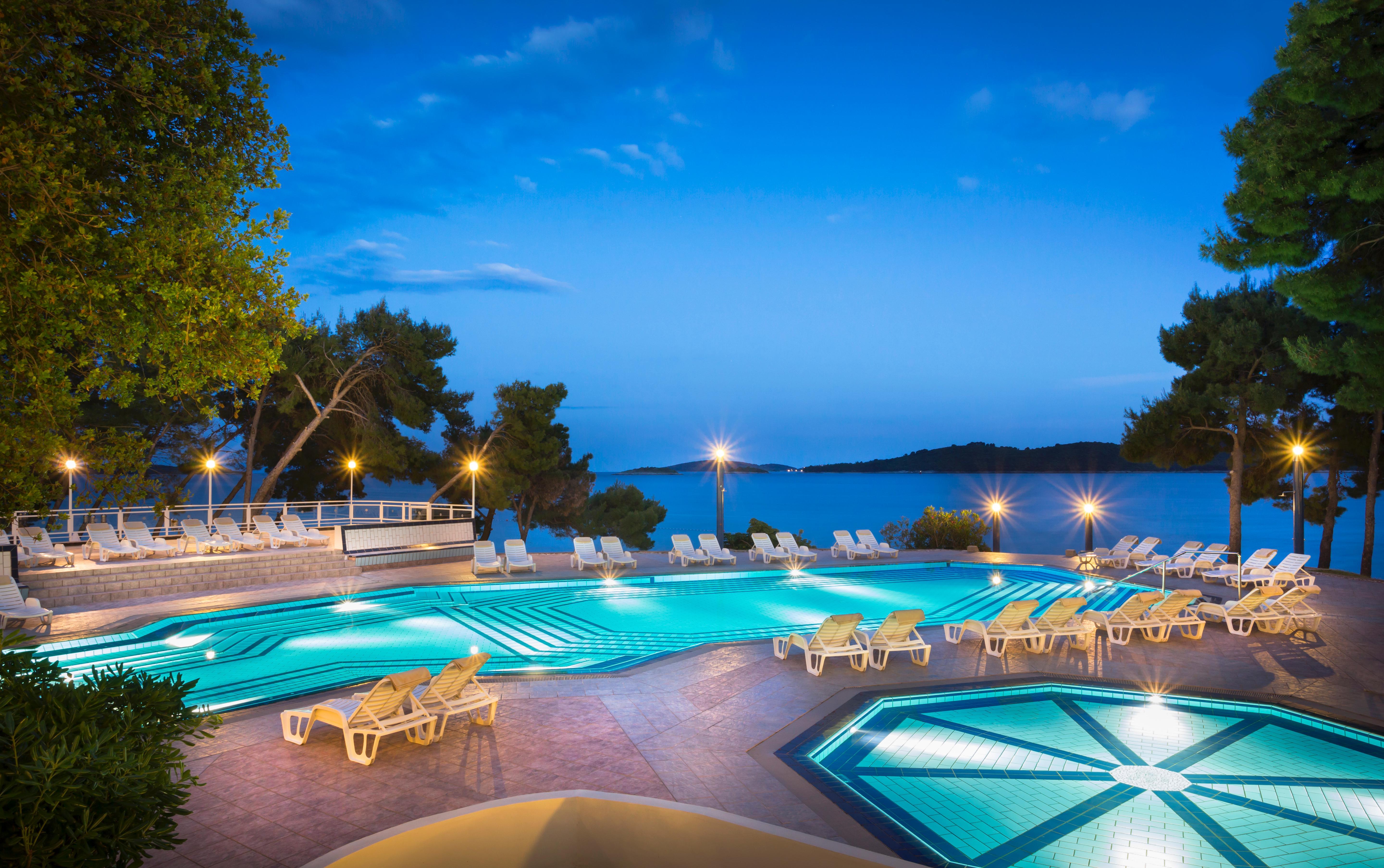 Aminess Vival Grand Azur Hotel Orebic Bagian luar foto