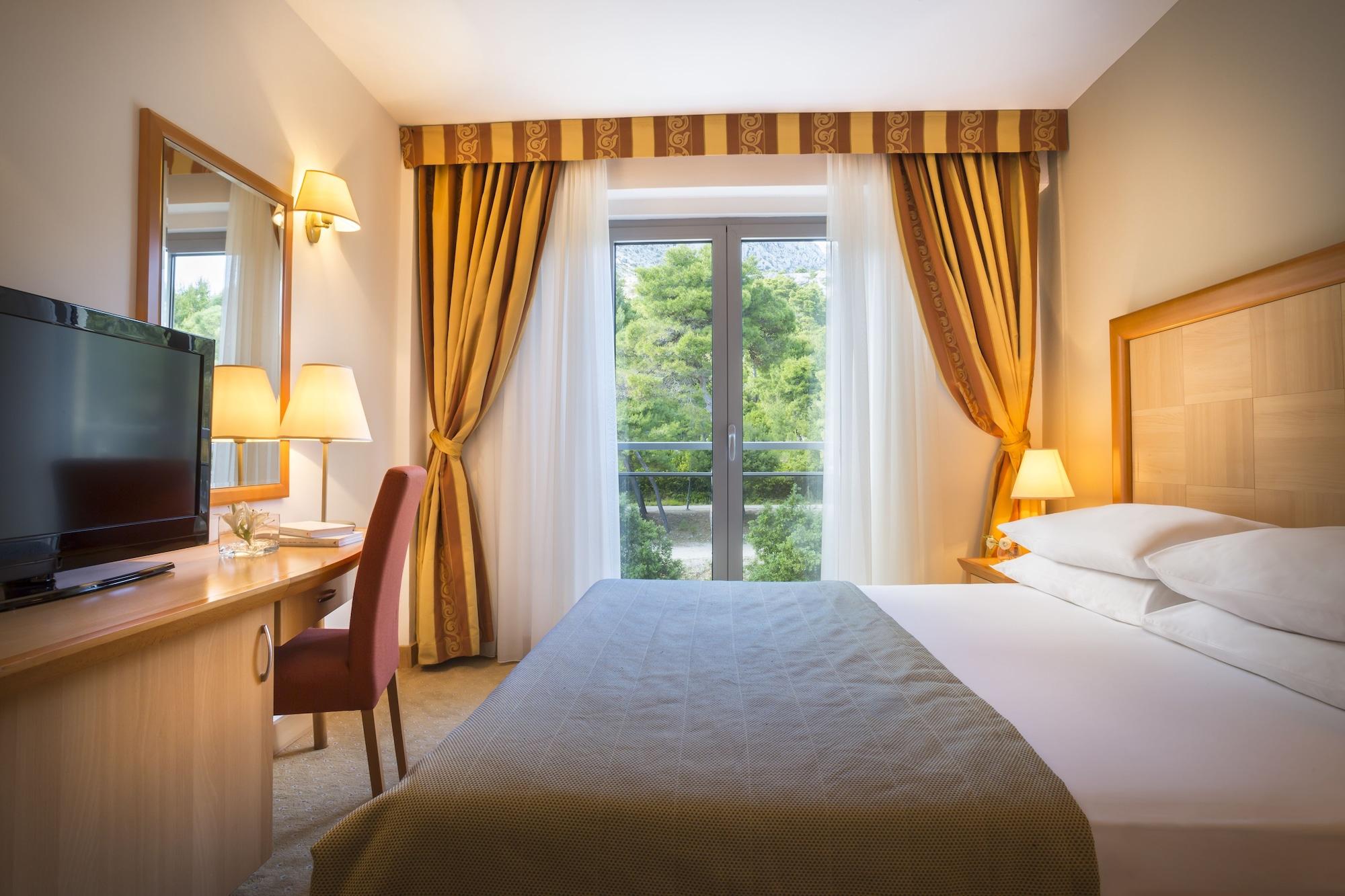 Aminess Vival Grand Azur Hotel Orebic Bagian luar foto